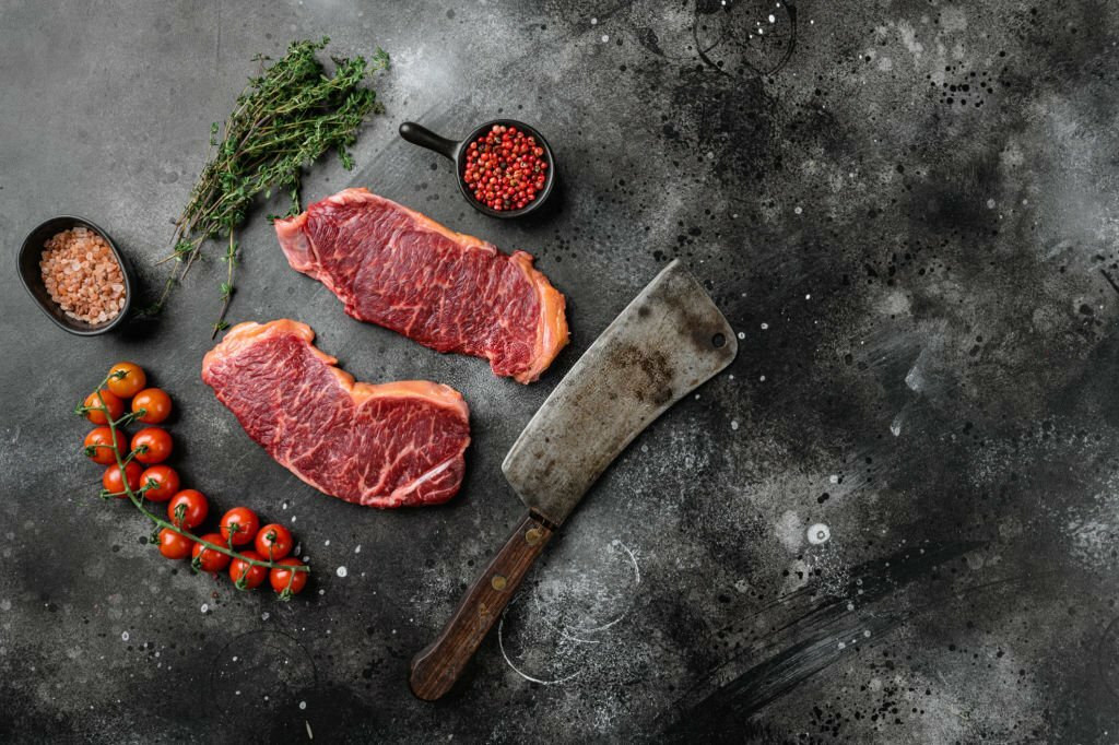 Memasak Striploin Steak, Tips dan Trik untuk Hasil Terbaik
