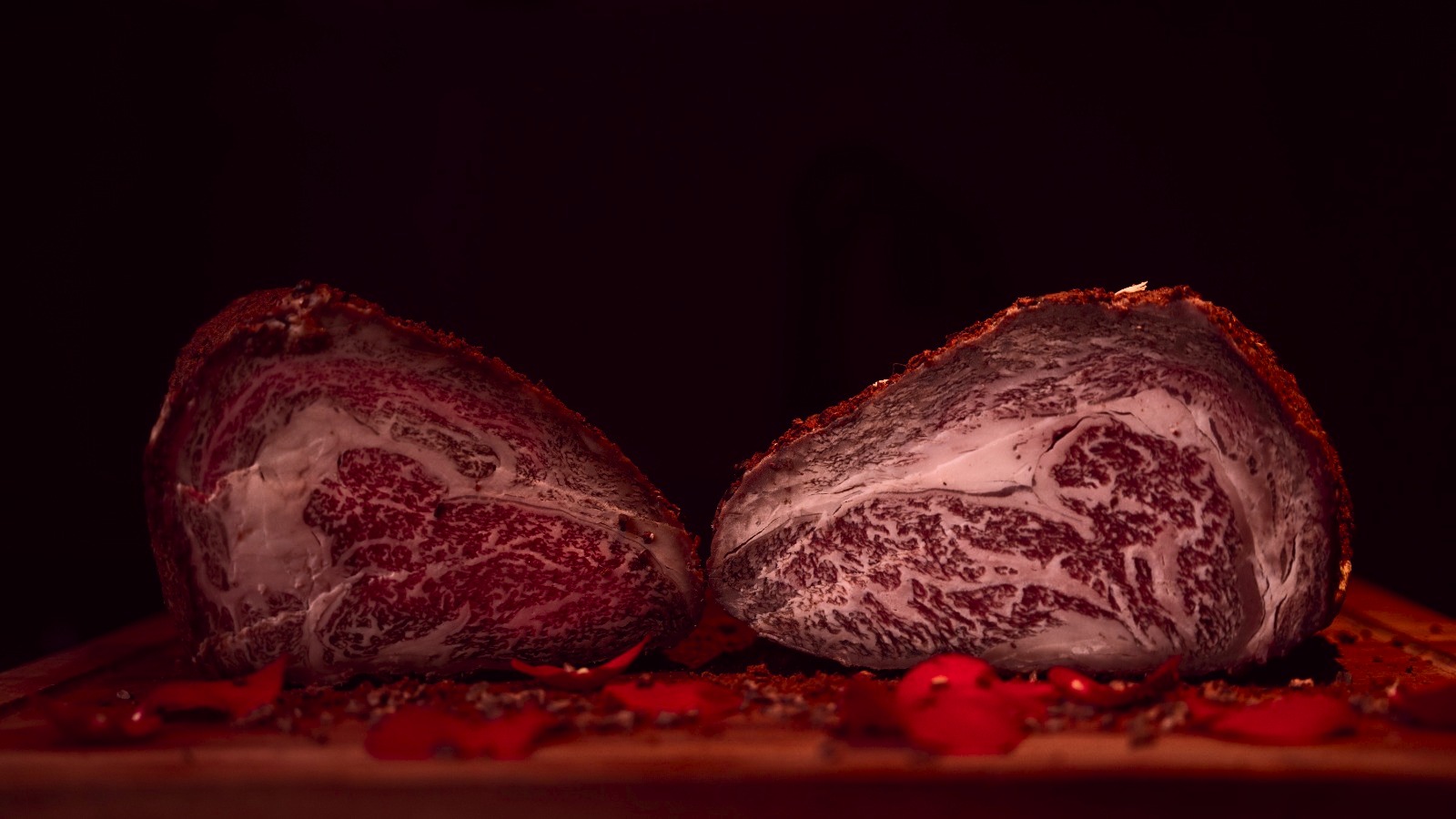 Valentine’s Day in Jakarta: Celebrate with a Warm Ambience at Meatguy Steakhouse