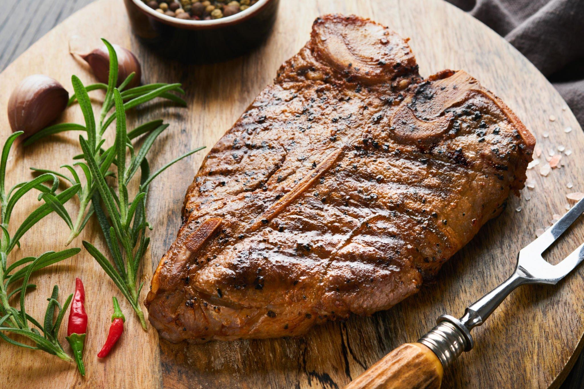 Porterhouse Steak, Pilihan Steak Premium dengan Cita Rasa Terbaik!